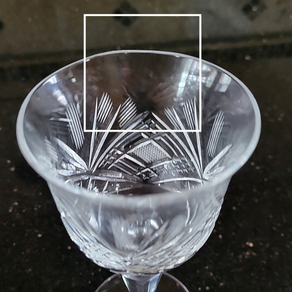 Cut crystal wine glasses - Picture 4 of 4
